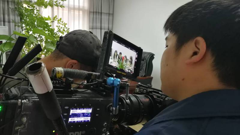 剧本杀式体验：龙岗区广告片拍摄公司构建沉浸式消费决策路径
